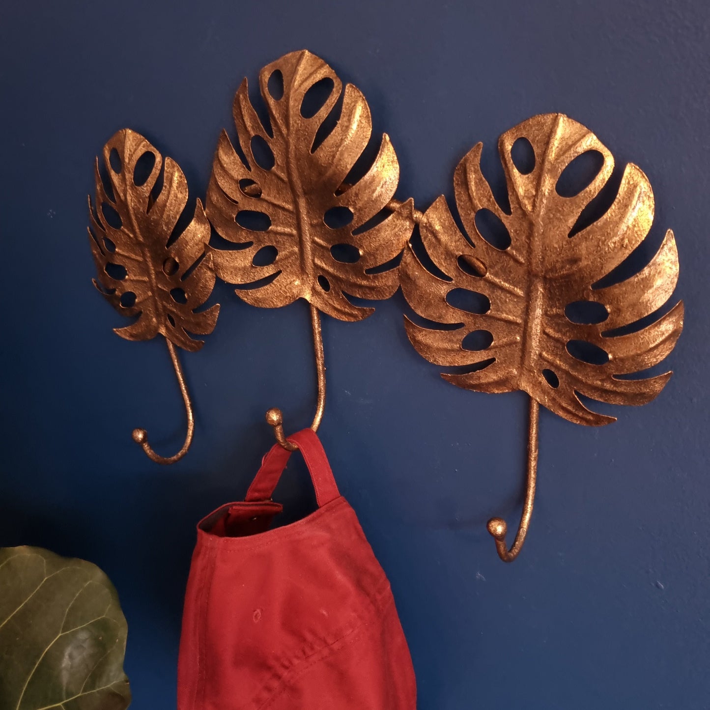 Bronze Cheese Plant Leaf Wall Hooks - Monstera leaf - Metal Coat Hook Bathroom Hooks Wall Decor